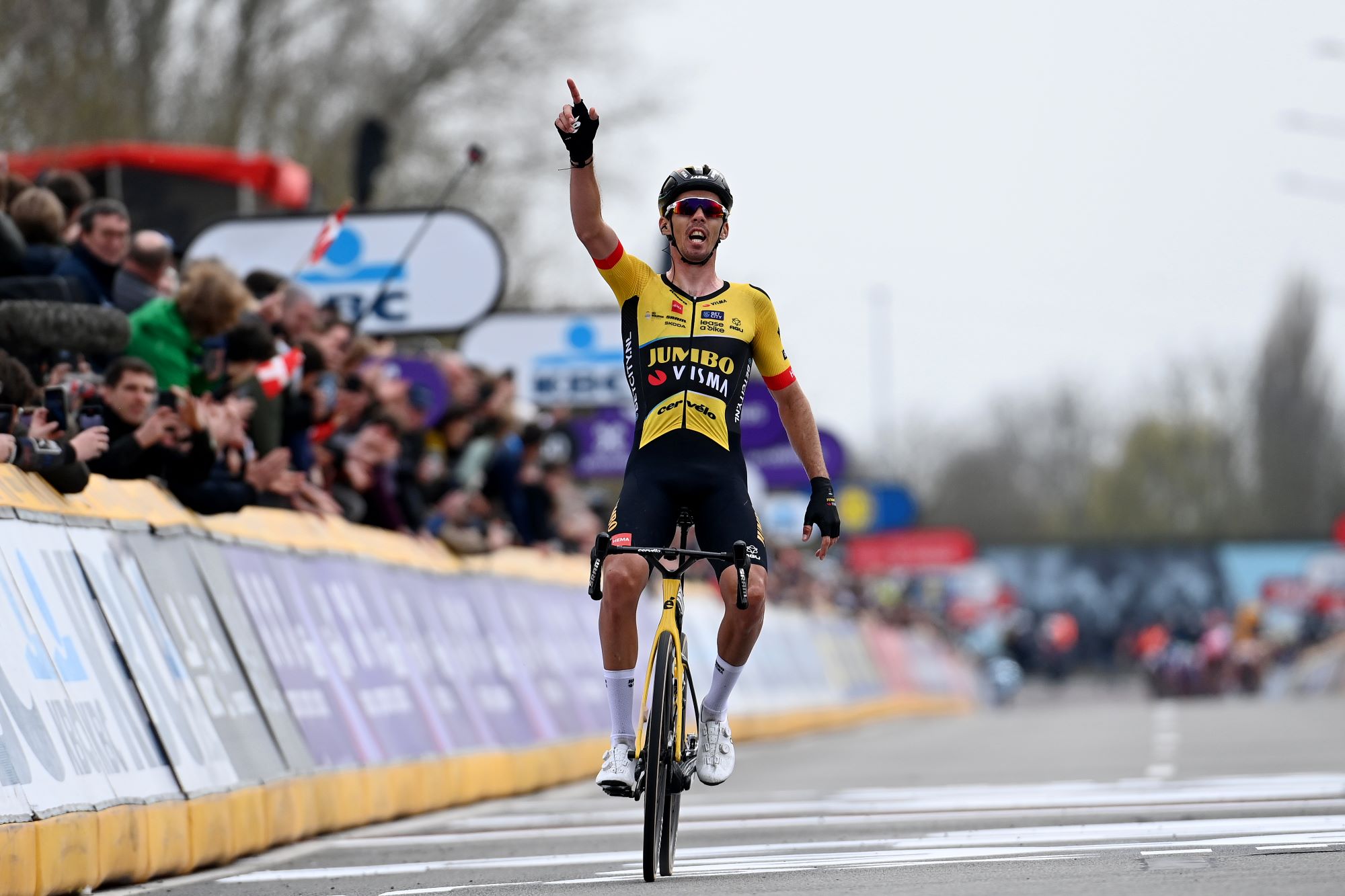 Christophe Laporte doubles up in the Classics with Dwars door Vlaanderen victory 