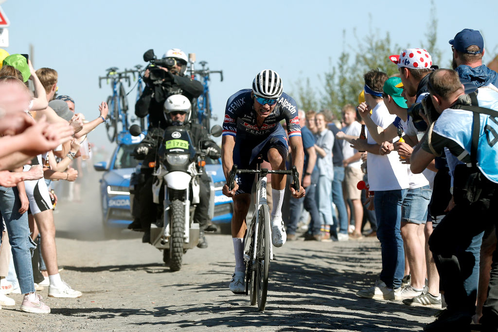 Mathieu van der Poel at Paris-Roubaix 2022