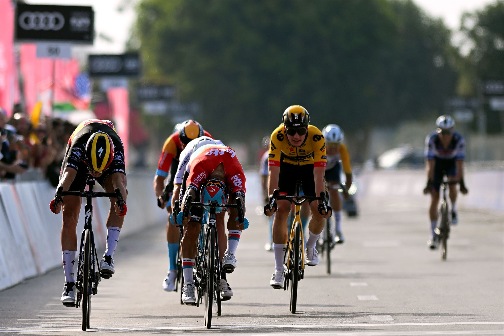 Tim Merlier declared winner of UAE Tour stage one in tight photo finish